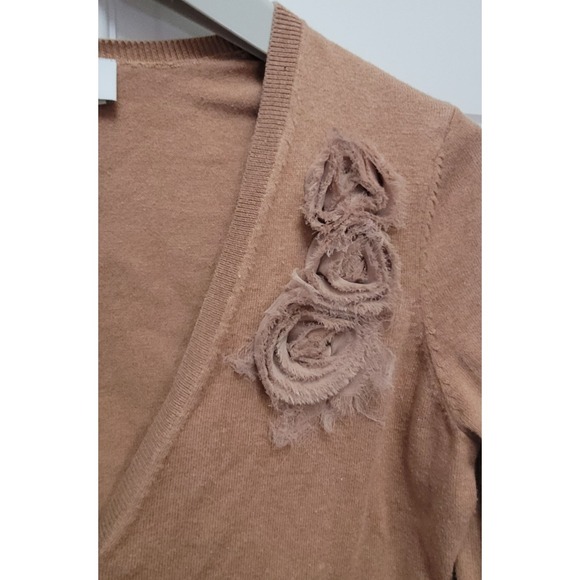 Ann Taylor Loft Petites Tan Floral Pima Cotton Button Sweater Blazer - Medium P - Picture 3 of 6